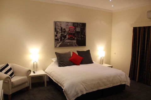 Gundaroo Manor Bed & Breakfast - Accommodation NSW 3