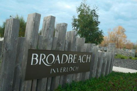 ONE LEVEL At BROADBEACH RESORT - Accommodation NSW 0