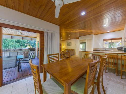TROPSVILLA At PALM COVE - Accommodation NSW 6