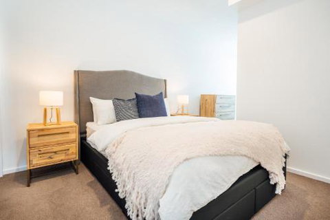 A Cut Above The West Pool Rooftop Bar Gym Wifi - Accommodation NSW 3