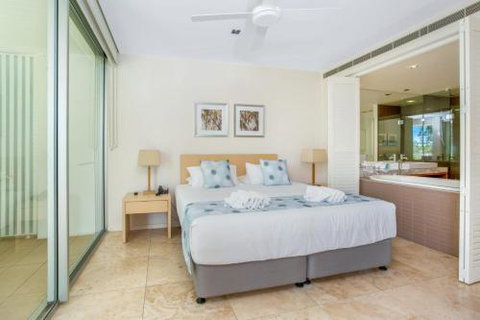 Unit 8 Plantation Resort Rainbow Beach Plantation Resort Air Conditioned Pool & Outdoor Spa - Accommodation NSW 3