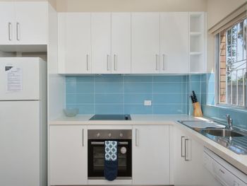 Bel Mare Unit 1 / 1 Shoal Bay Road - Accommodation NSW 1