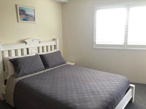 Centre Point - Accommodation NSW 4
