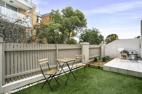 Contemporary Garden Apartment SINC1 - Accommodation NSW 4