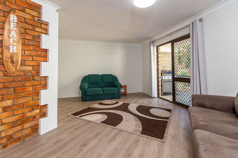 Great Location Close To Waterfront Shops Restaurants & Cafes. - Accommodation NSW 5