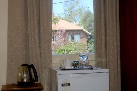 Edinburgh Gallery Bed & Breakfast - Accommodation NSW 5