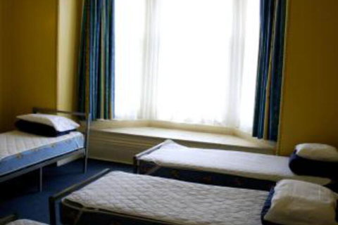 Glenelg Beach Hostel - Accommodation NSW 4