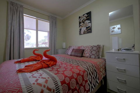 Ficifolia Lodge - Accommodation NSW 7