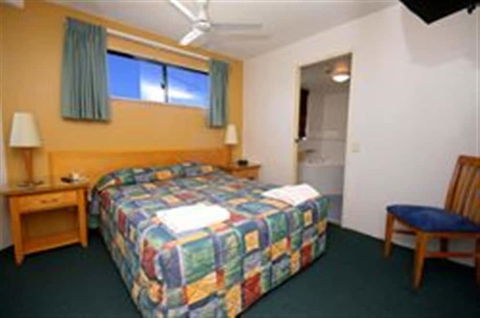 Royal Apartments - Accommodation NSW 6