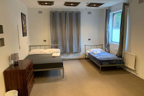 Greenwich Village Accommodation Hostel - Accommodation NSW 7