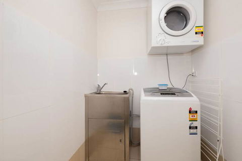 Parkside Apartments - Accommodation NSW 4