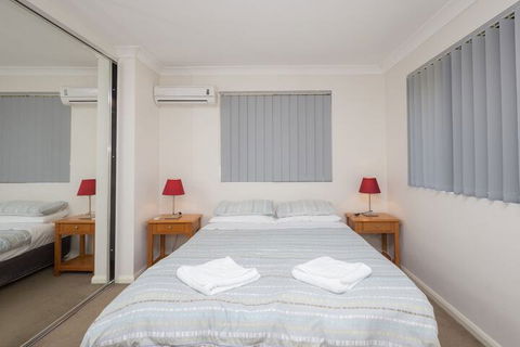 Parkside Apartments - Accommodation NSW 5