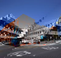 Adelaide Central YHA - Hostel - Accommodation NSW
