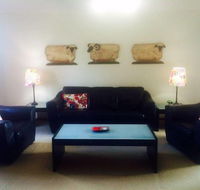 Australian Home Away at East Doncaster George - Accommodation NSW