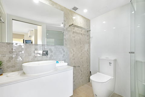 Victoria Square Private Apartments - Accommodation NSW 5