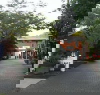 Westwood Lodge Apartments