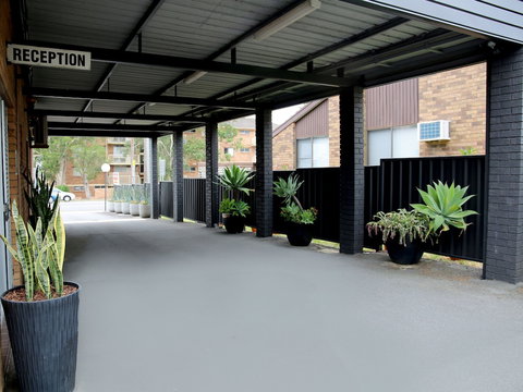 Elizabeth Motor Inn - Accommodation NSW 1