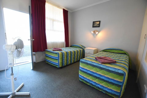 Murray Bridge Motor Inn - Accommodation NSW 5