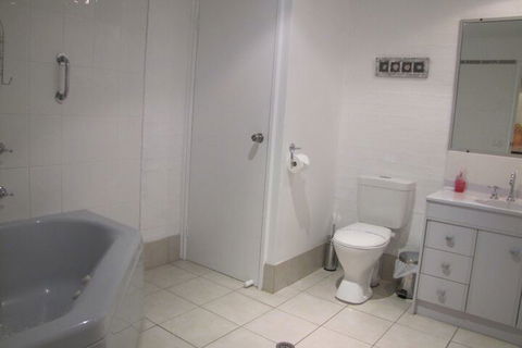 Apollo Apartments - Accommodation NSW 5