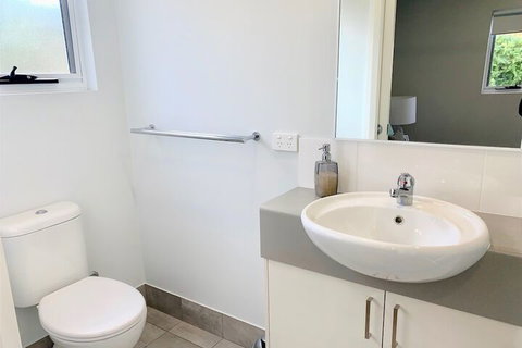 17 By The Sea Dunsborough - Accommodation NSW 6