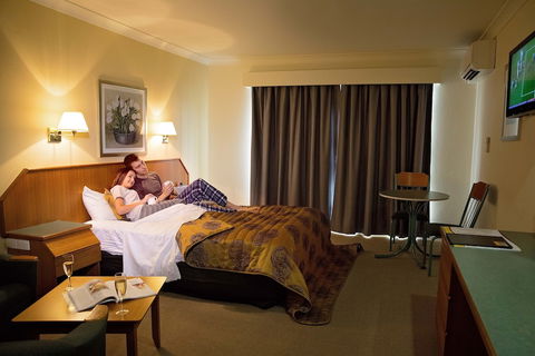 White Lace Motor Inn - Accommodation NSW 4