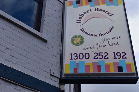 Hobarts Accommodation & Hostel - Accommodation NSW 3