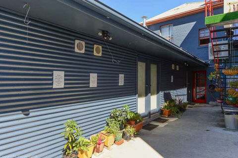 Hobarts Accommodation & Hostel - Accommodation NSW 4