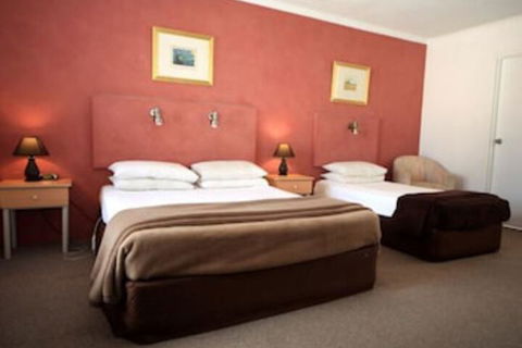Bella Villa Motor Inn - Accommodation NSW 4