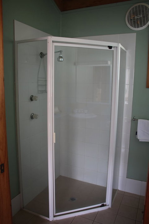 Lani's Holiday Island - Caravan Park - Accommodation NSW 5