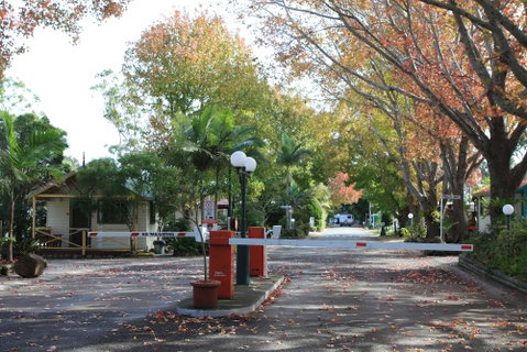 Lani's Holiday Island - Caravan Park - Accommodation NSW 1
