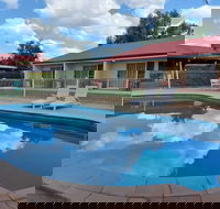 Emerald Explorers Inn - Accommodation NSW