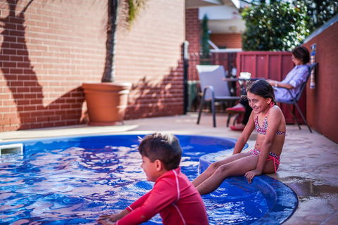 Akuna Motor Inn And Apartments - Accommodation NSW 1