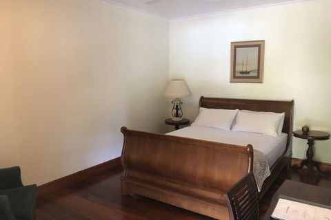 Daintree Manor Bed & Breakfast - Accommodation NSW 2