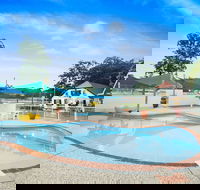 Clog Barn Caravan Park - Accommodation NSW