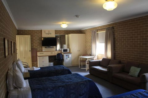 Grand Manor Motor Inn - Queanbeyan - Accommodation NSW 6
