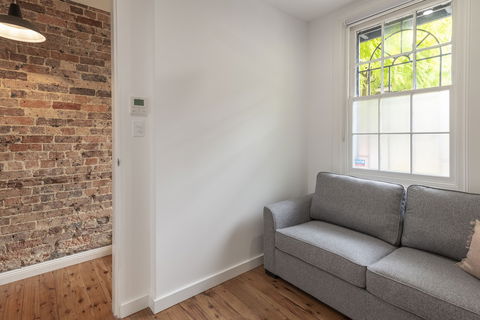 Outstanding Comfort Darlinghurst House - Accommodation NSW 4