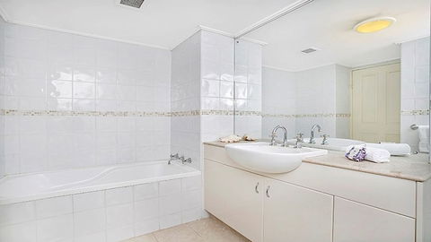 The Apartment Service CHATS - Accommodation NSW 2