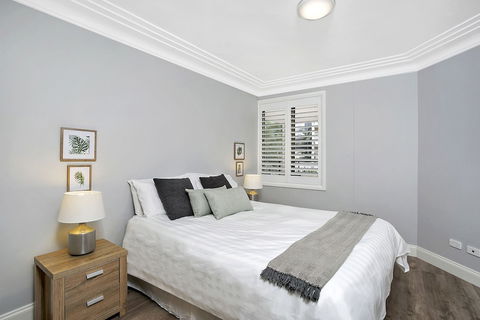 The Apartment Service CHATS - Accommodation NSW 1