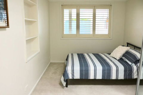 3 Bedroom Home Near Manly Beach - Accommodation NSW 5