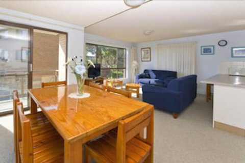 Commodore Unit 3 6 Intrepid Close - Accommodation NSW 5