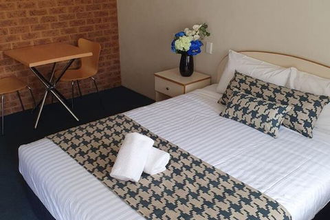 MAS Country Colonial Motor Inn - Accommodation NSW 5