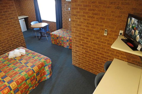 MAS Country Colonial Motor Inn - Accommodation NSW 1