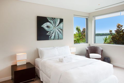 Luxurious Waterfront (ifr698) - Accommodation NSW 0