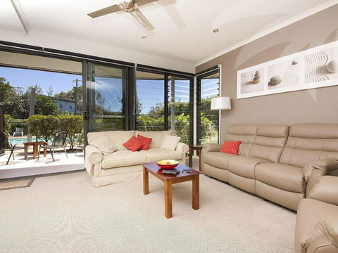 Boom 1 - Accommodation NSW 4