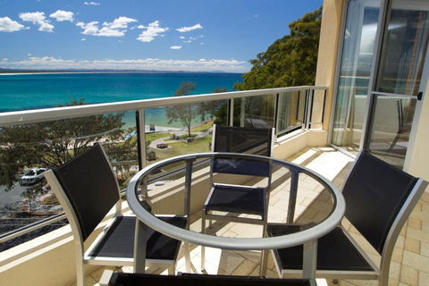 Beachpoint Unit 401 28 North Street - Accommodation NSW 6