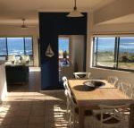 Ocean Views 4 Ocean Street air conditioned luxury with beautiful ocean views - Accommodation NSW