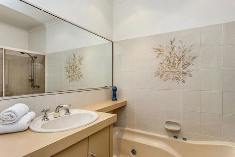 Fiesta Palms 6 Central Byron Bay - Accommodation NSW 1