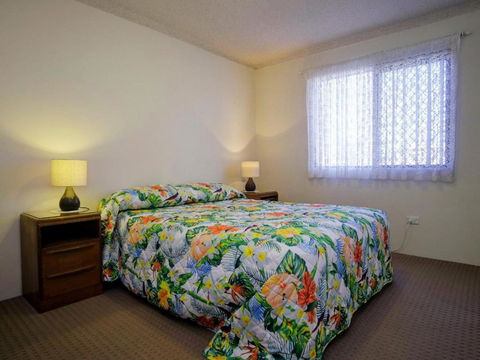 Seabreeze 6 Opposite Bowling Club - Accommodation NSW 4