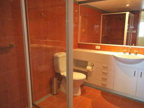 1 The Clippers 131 Soldiers Point Road Fabulous Waterfront Unit - Accommodation NSW 6