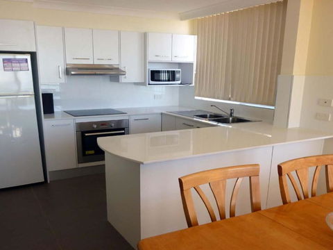 Beachpoint 403 On The Beach! - Accommodation NSW 5